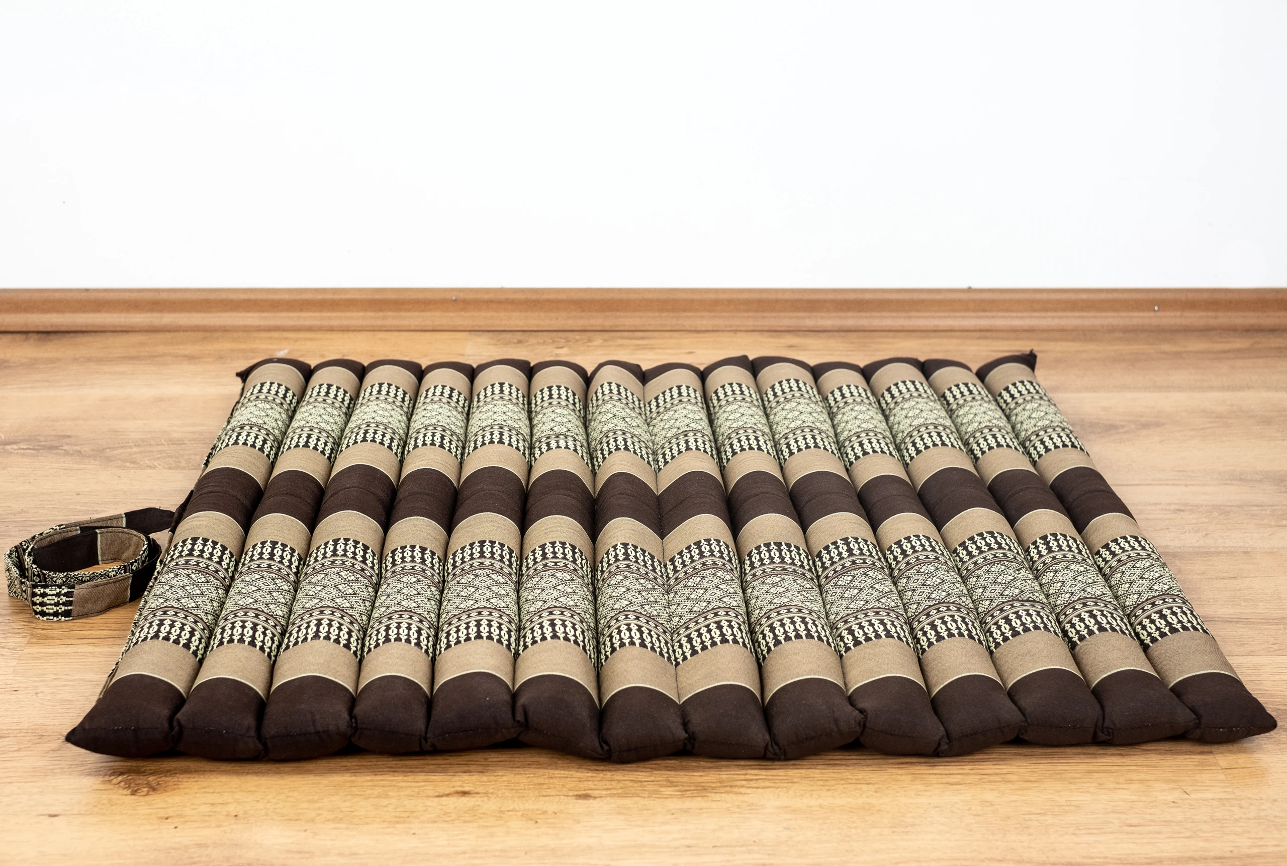 Kapok doorgestikt kussen 75 cm